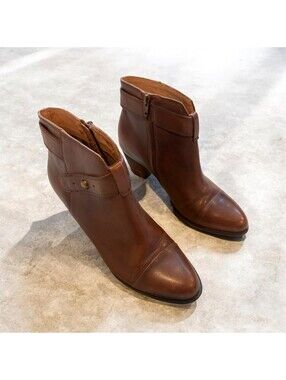 Corso Como Women’s Size 10M Brown Leather Ankle Booties Side Zip Low Heel Boots